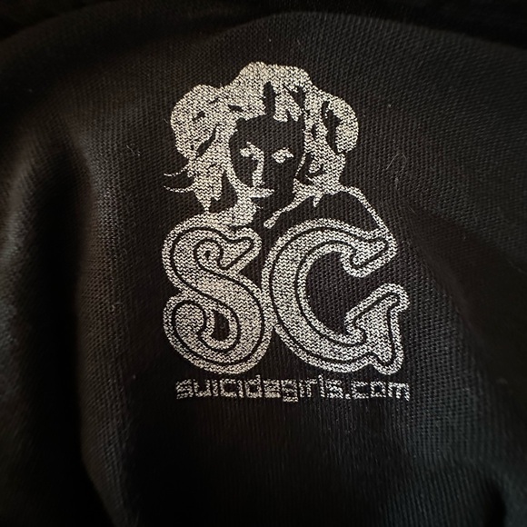 Vintage Suicide Girls skull Logo Tee - Rare find - Picture 3 of 4